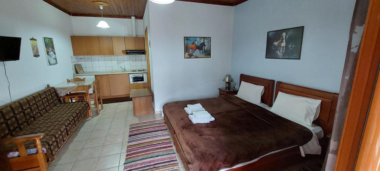 Galini Apartment กาโต ลูตรากี ภายนอก รูปภาพ