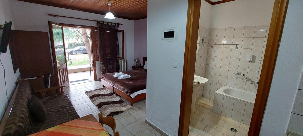 Galini Apartment กาโต ลูตรากี ภายนอก รูปภาพ
