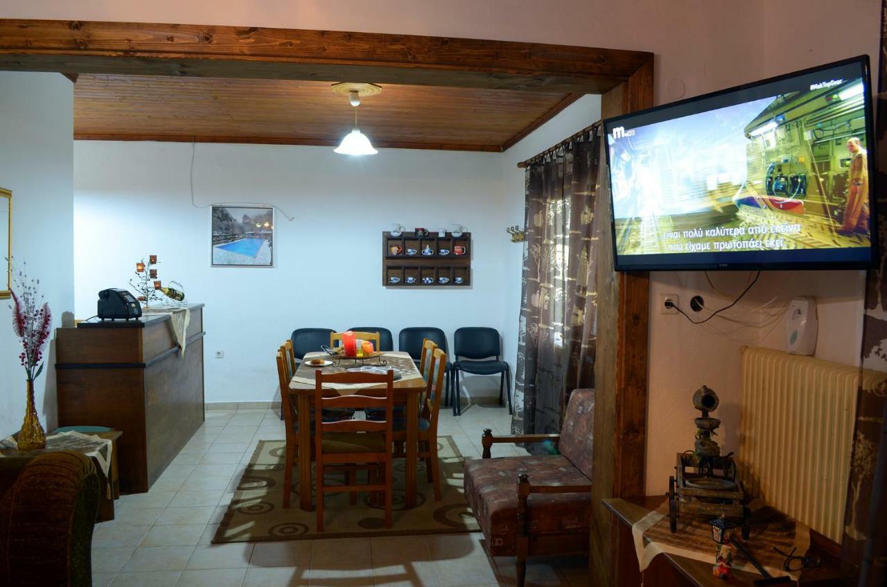 Galini Apartment กาโต ลูตรากี ภายนอก รูปภาพ